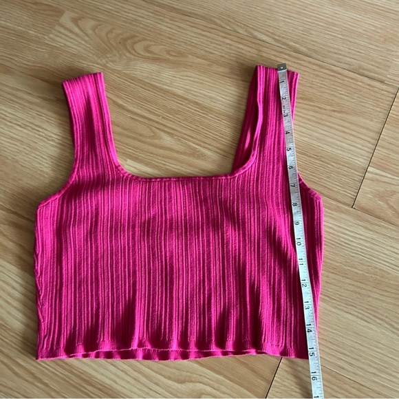 H&M Light Ribbed Cerise Cropped Top Large - Picture 5 of 7